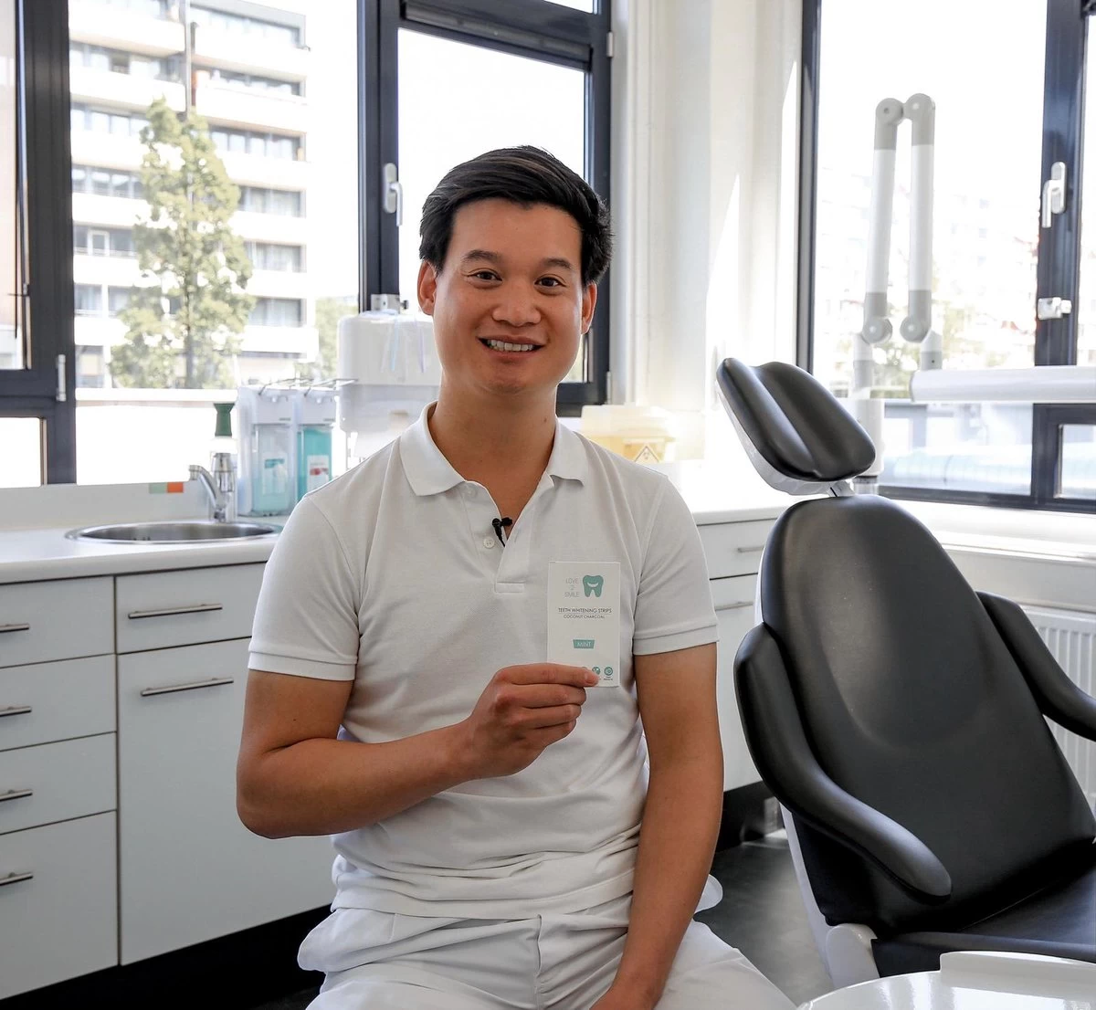 Love2smile PAP+ Premium Strips - Whitening Strips - De Natuurlijke Tandenbleker Van Nederland & België - Goedgekeurde Tandenbleek Strips - Teeth Whitening Strips - Wittere Tanden - Zonder Peroxide - Afbeelding 5