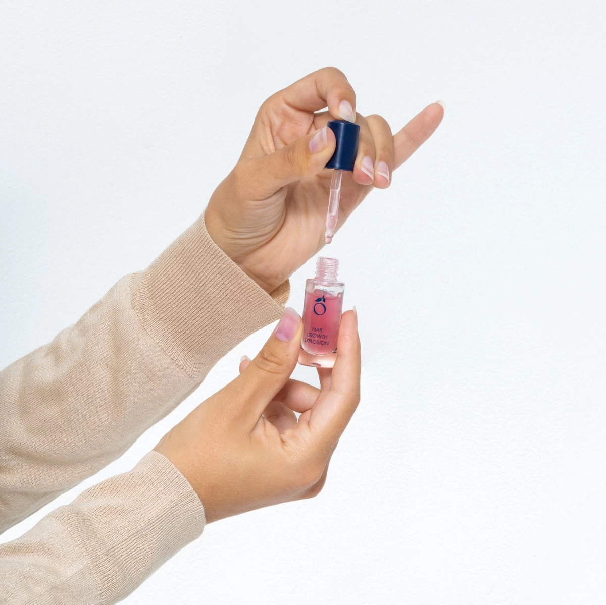 Herome Nagelserum Groeiserum Nail Growth Explosion - Rijk Aan Silicum, Hydrateert De Nagels - Stimuleert Gezonde Nagelgroei - 7ml. - Afbeelding 6