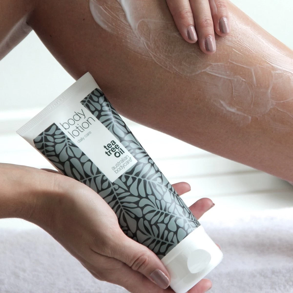 Australian Bodycare Body Lotion 200 Ml - Bodylotion Met Tea Tree Olie Verzorgt En Voorkomt Een Onzuivere En Droge Huid - Vermindert Vlekjes, Puistjes, Jeuk, Jeugdpuistjes, Lichaamsgeurtjes & Zweetvoeten - Geschikt Voor Vrouwen & Mannen - Afbeelding 6