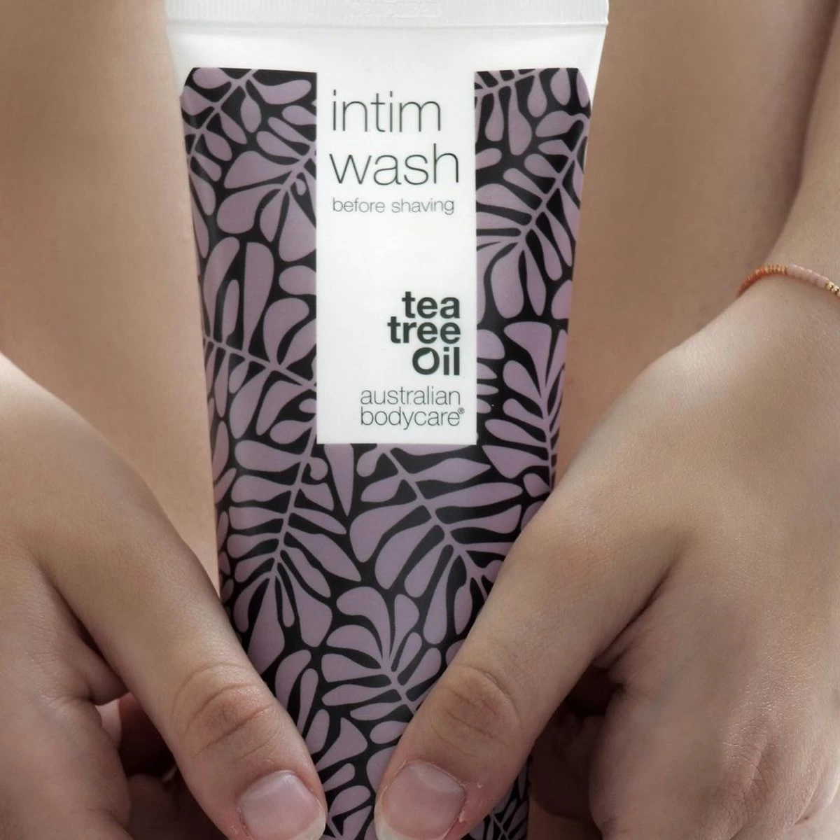 Australian Bodycare Intim Wash 200 Ml - Intieme Zeep Voor De Dagelijkse Wasbeurt Met Tea Tree Olie - Helpt Bij Jeuk, Onaangename Geurtjes En Ander Intiem Ongemak - Effectief Tegen Rode Bultjes, Scheerbrand En Ingegroeide Haartjes Na Intiem Scheren - Afbeelding 2