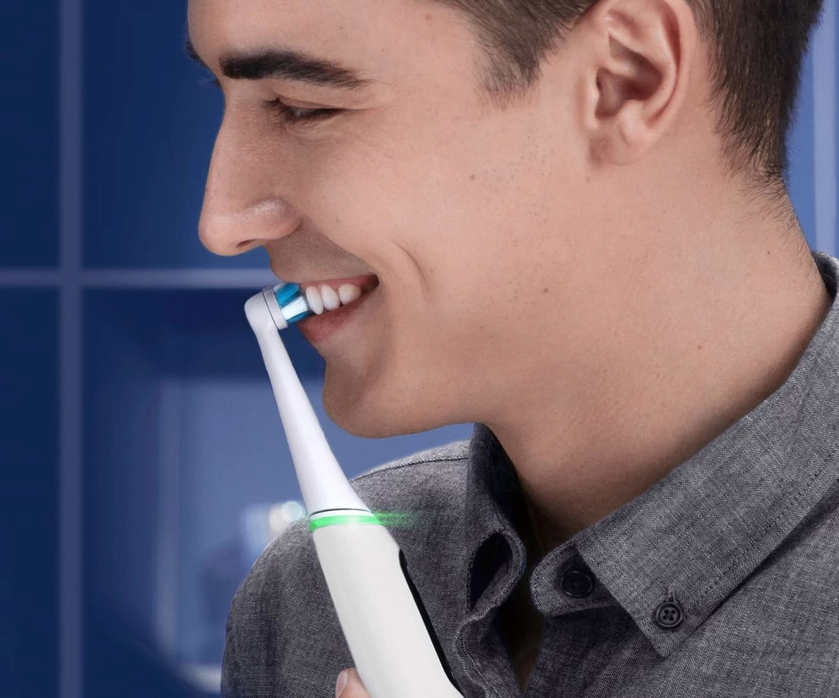 Oral B IO 6N - SMILE Black Lava Elektrische Tandenborstel Ontworpen Door Braun - Afbeelding 18